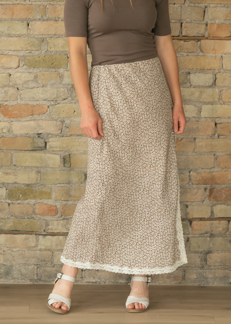 Floral Lace Hem Midi Skirt