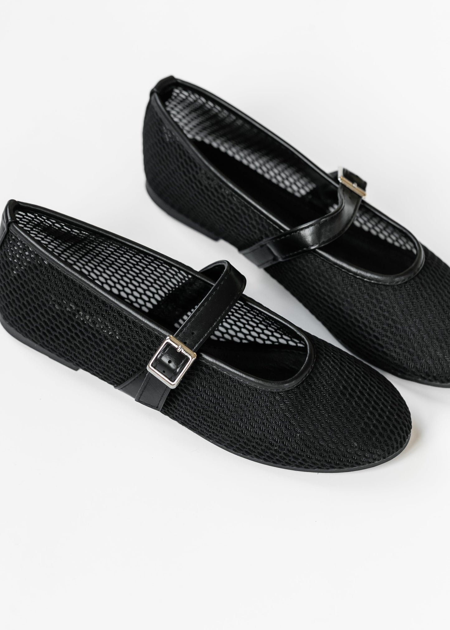 Round Toe Mesh Ballet Flat