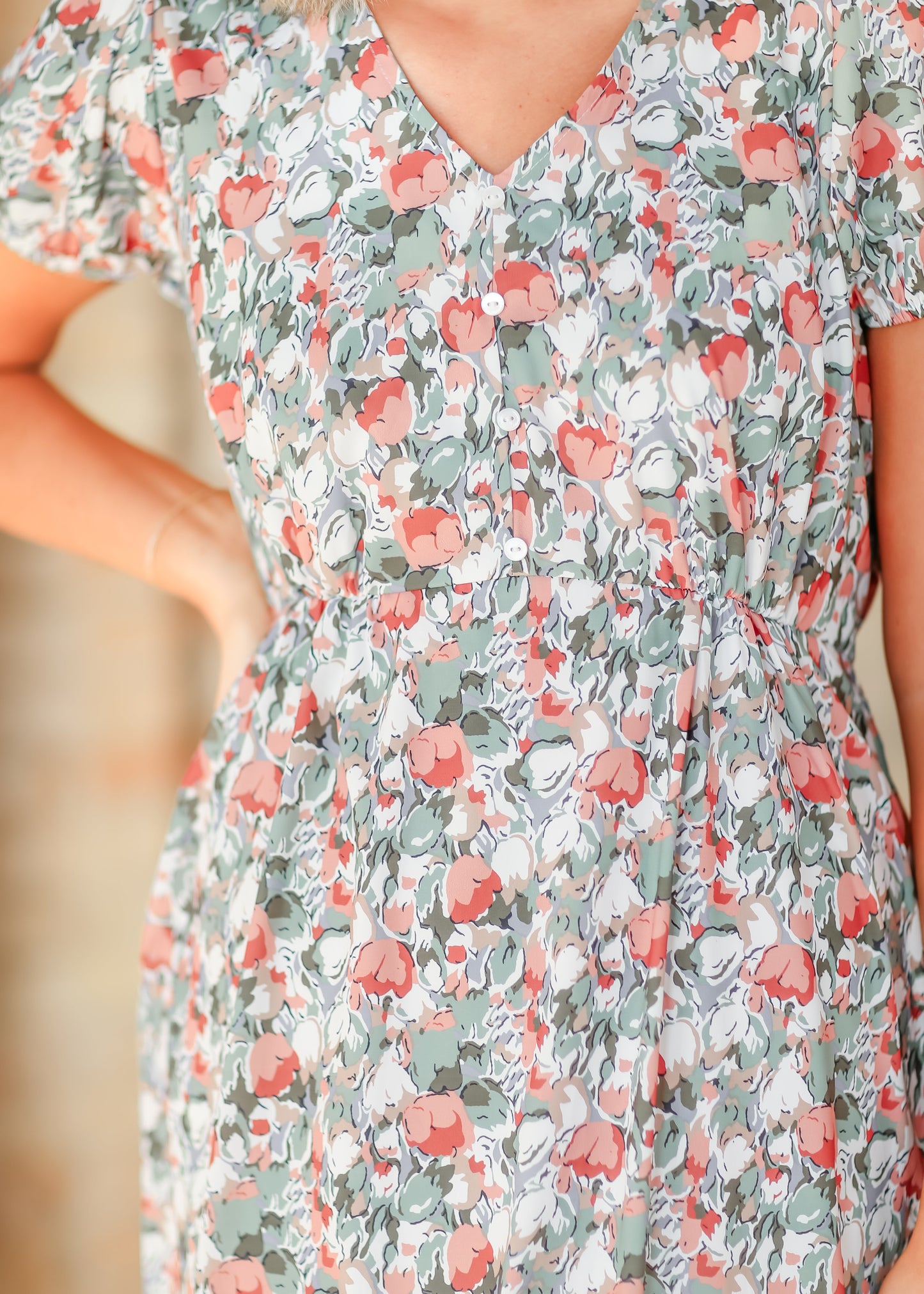 Short Sleeve Tulip Print V-neck Midi Dress - FINAL SALE