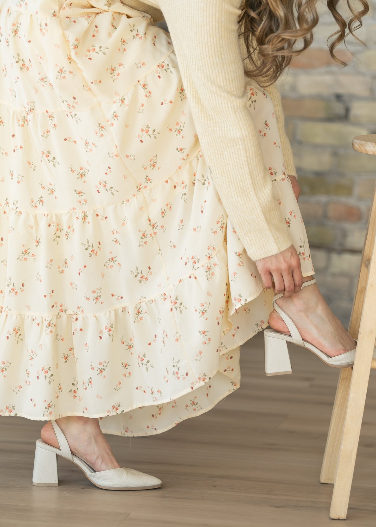 Tie Waist Tiered Floral Maxi Skirt