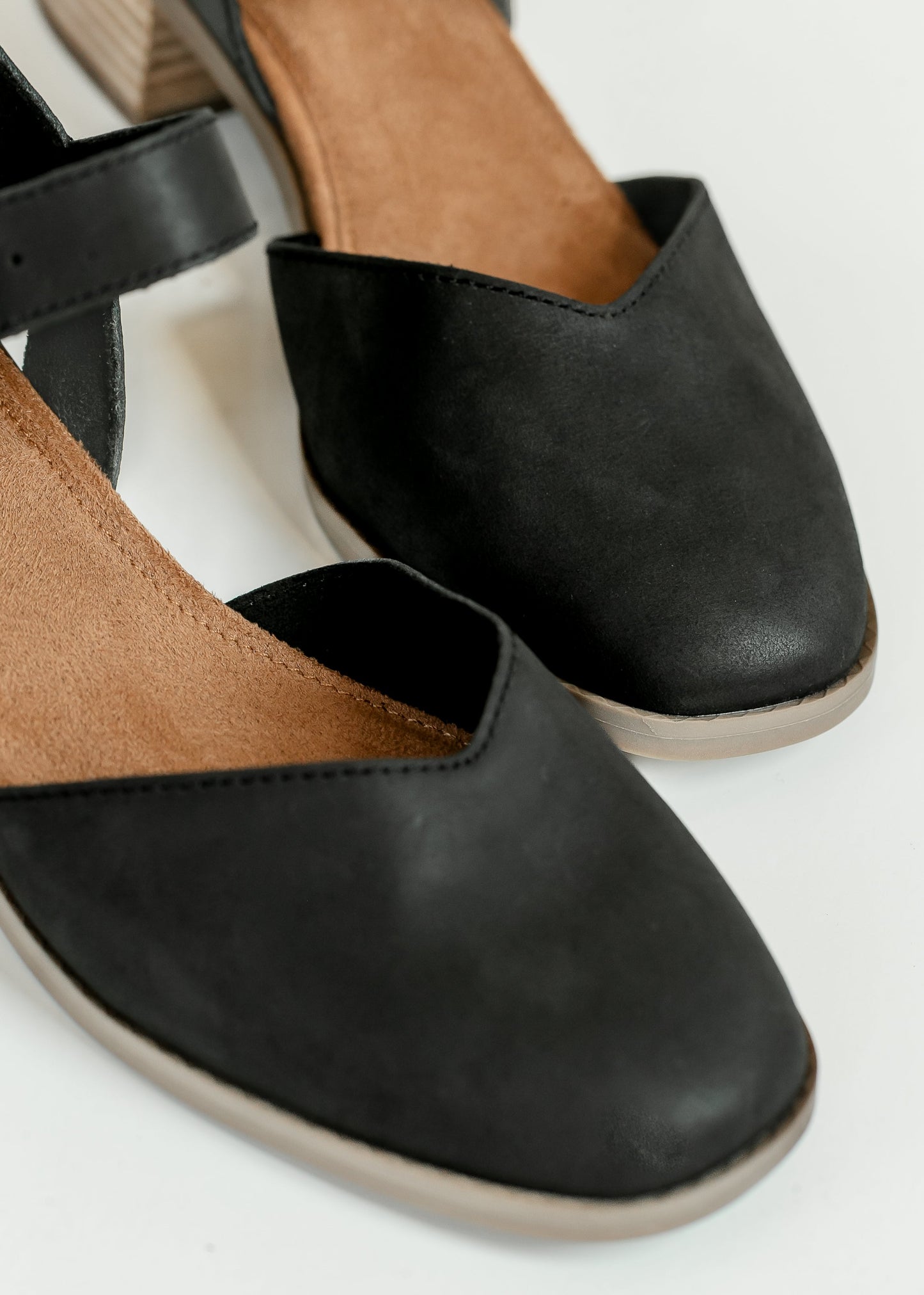 TOMS® Jaclyn Leather Heel